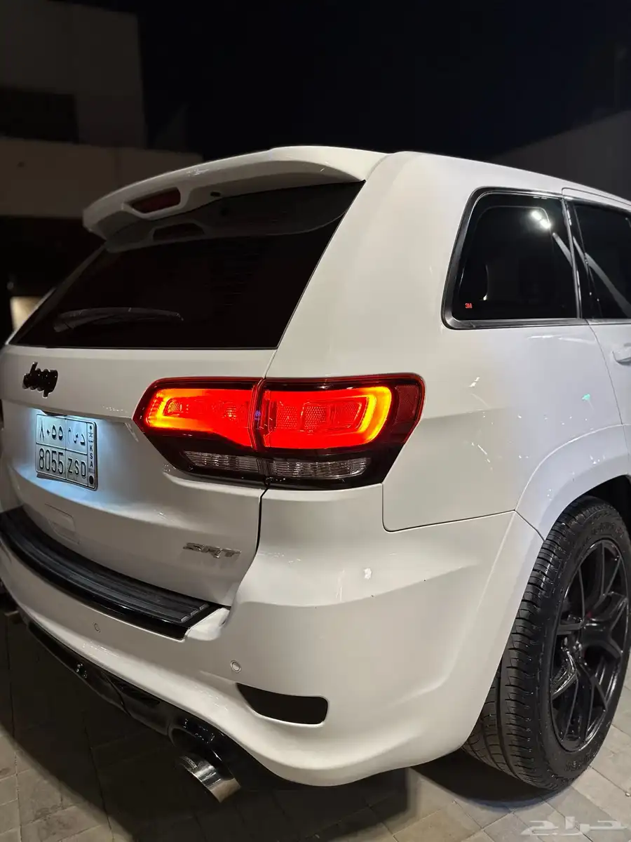 جراند شيروكي SRT 10