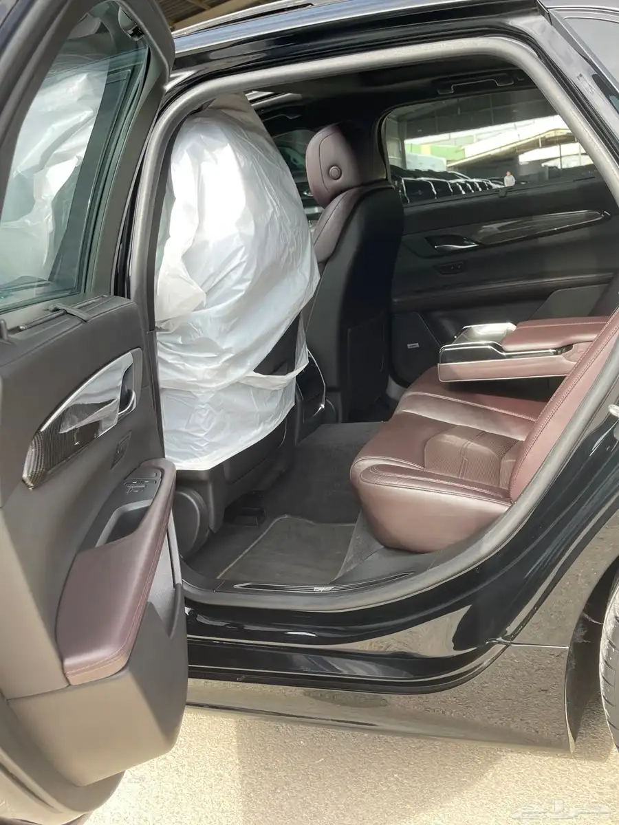 كاديلاك CT6 2019 فئه سبورت وارد الجميح صيانات وكاله نظيف 42