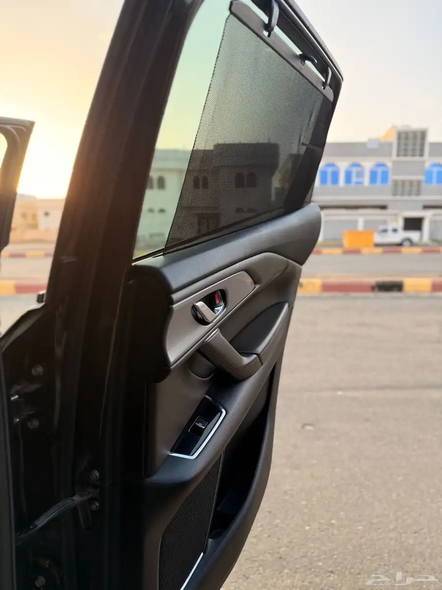مازدا CX9 فل كامل فئة سجنتشر ( اعلى من الفل ) 23