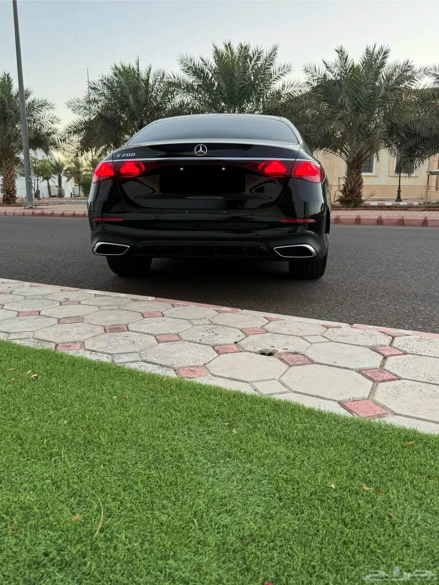 مرسيدس E200 2024 22