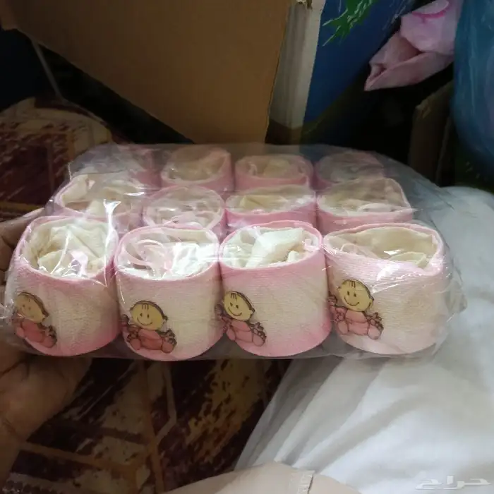 أغراض محل كامل للبيع 0
