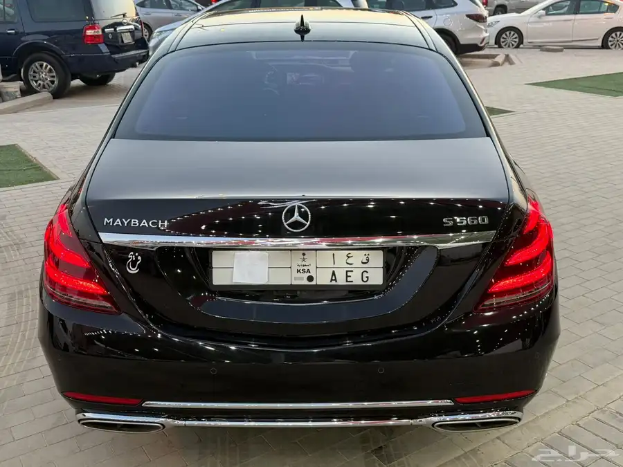 مرسيدس مايباخ 2019S560 فل (بنزين)8سلندر 5