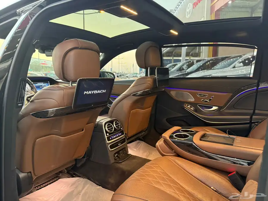 مرسيدس مايباخ 2019S560 فل (بنزين)8سلندر 9