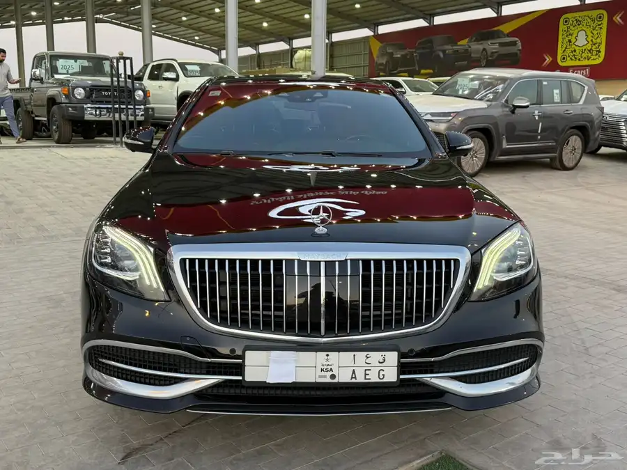مرسيدس مايباخ 2019S560 فل (بنزين)8سلندر 2