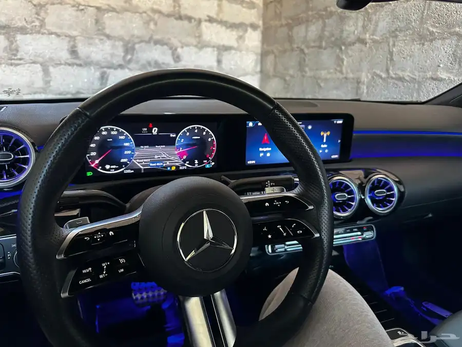 مرسيدس A200 موديل 2023 - AMG Kit - نظيفة جدا 3