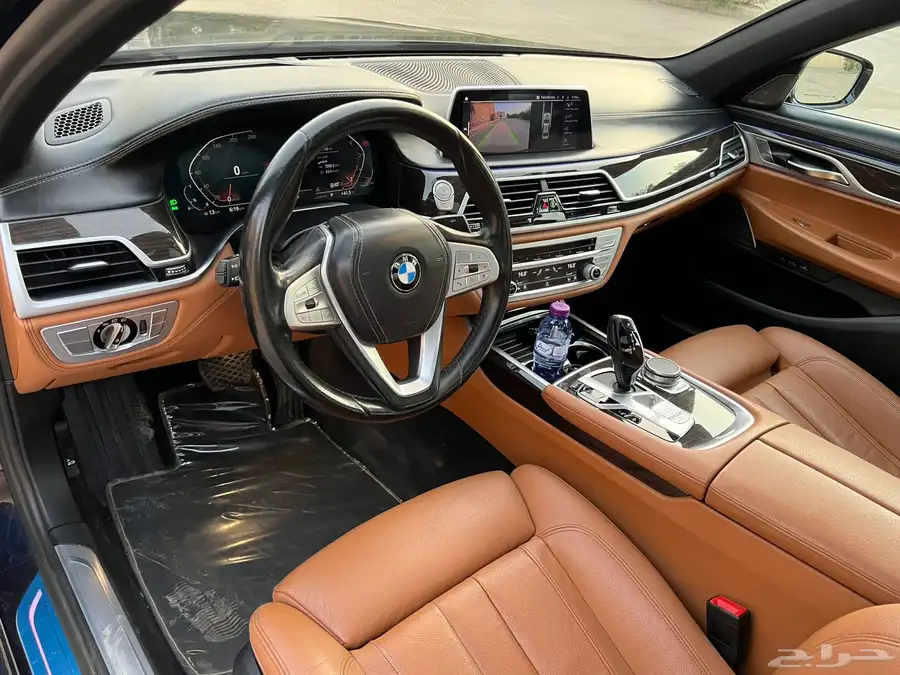 بي ام دبليو 730Li 2020 (بحالة ممتازة) 10