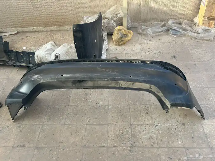 صدام خلفي لكززس ES350 1