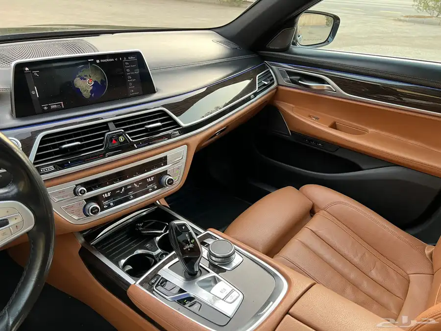 بي ام دبليو 730Li 2020 (بحالة ممتازة) 16