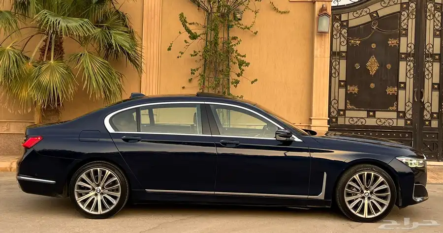 بي ام دبليو 730Li 2020 (بحالة ممتازة) 9