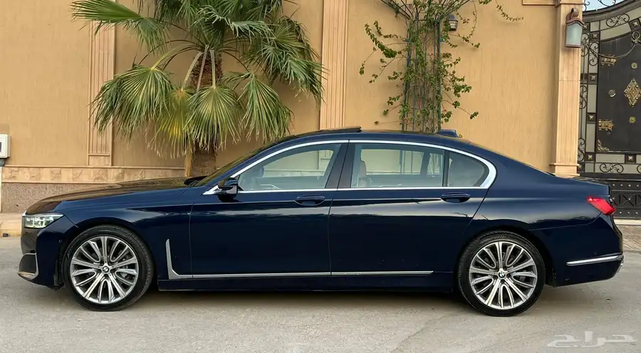 بي ام دبليو 730Li 2020 (بحالة ممتازة) 4