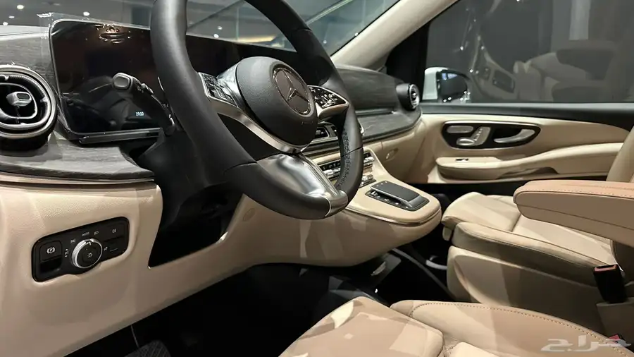 Mercedes-Benz V CLASS V 300 13