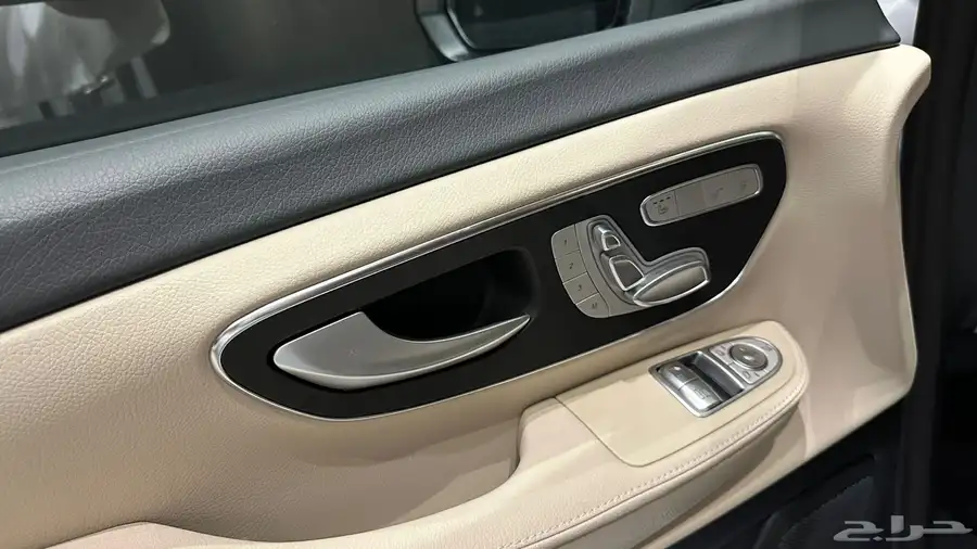 Mercedes-Benz V CLASS V 300 14