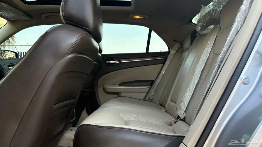 كرايسلر 2014 C300 ( اعلى فئه ) 33