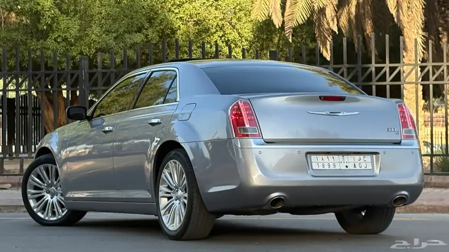 كرايسلر 2014 C300 ( اعلى فئه ) 5