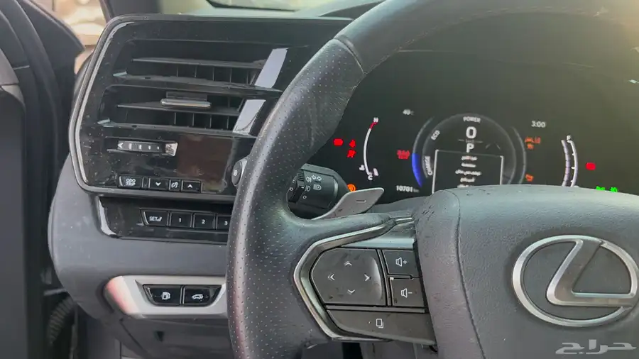 لكزس RX500h 2023 f sport مصدوم فل كامل 9