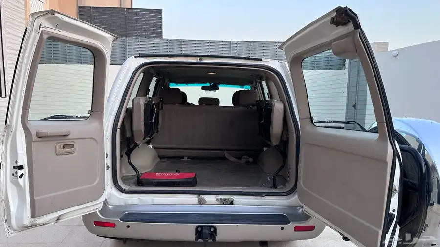 لاندكروزر 2002 GXR قير عادي سعودي نظيف 29