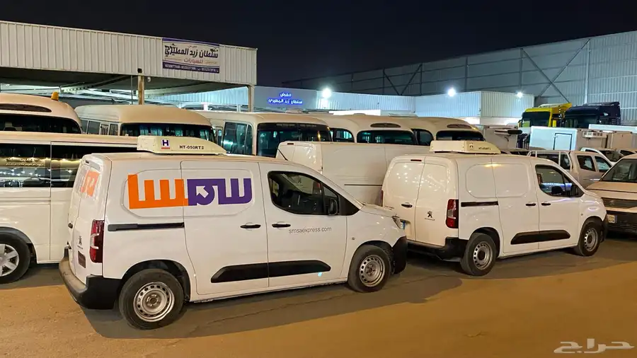 بيجو بارتنر ثلاجة مجموعة موديلات حديثة وعدادات قليلة 1