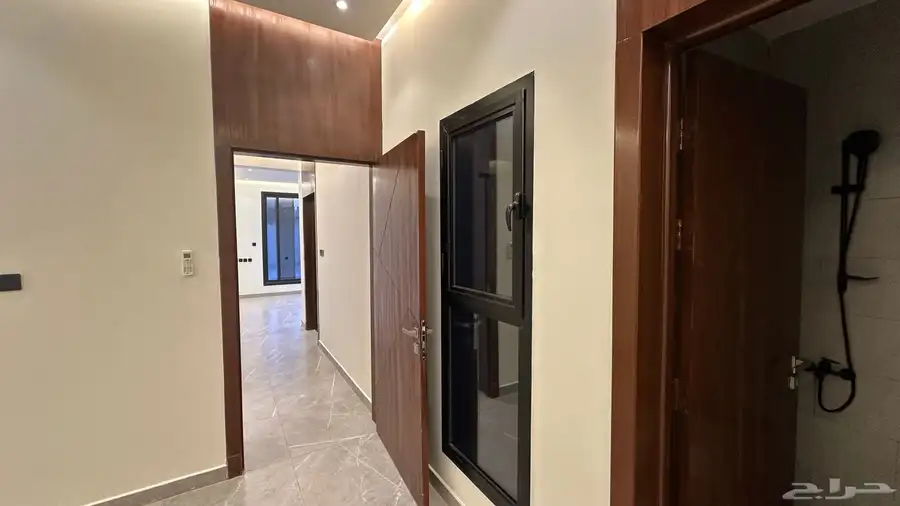 بنت هاوس للبيع حي النرجس 7