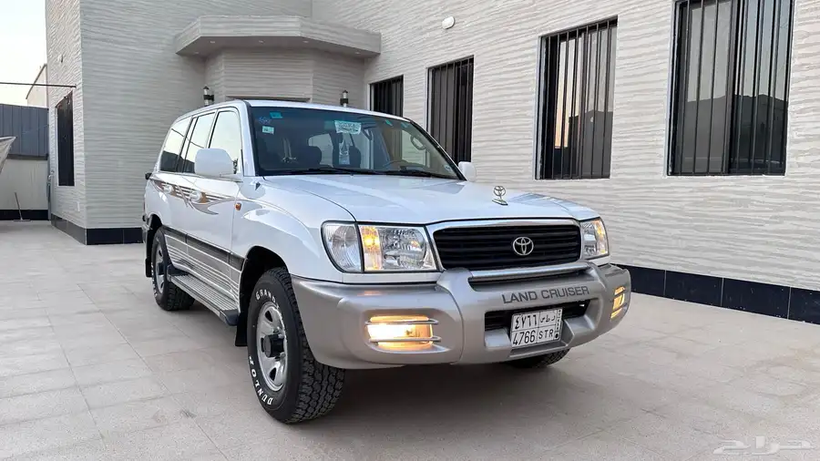 لاندكروزر 2002 GXR قير عادي سعودي نظيف 11