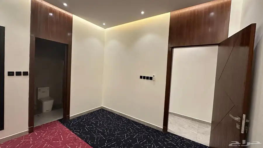 بنت هاوس للبيع حي النرجس 10