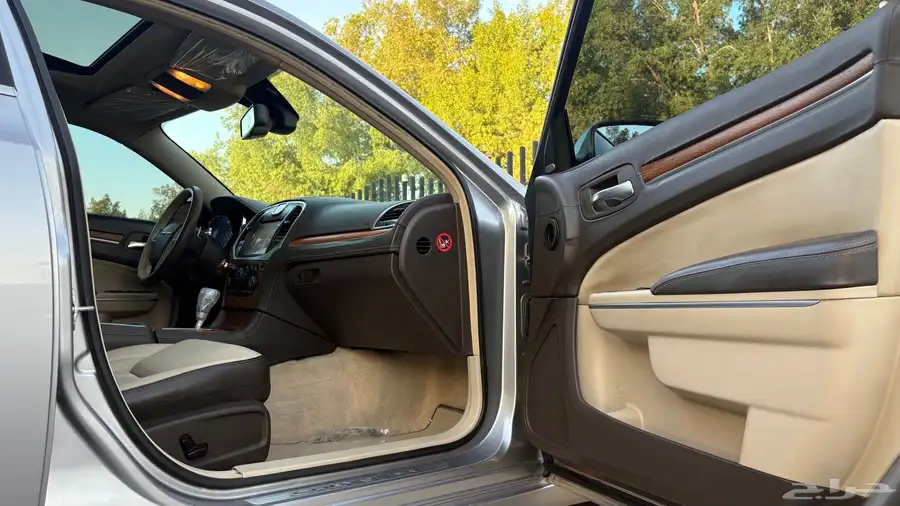 كرايسلر 2014 C300 ( اعلى فئه ) 42