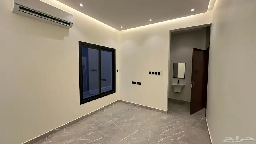 بنت هاوس للبيع حي النرجس 9