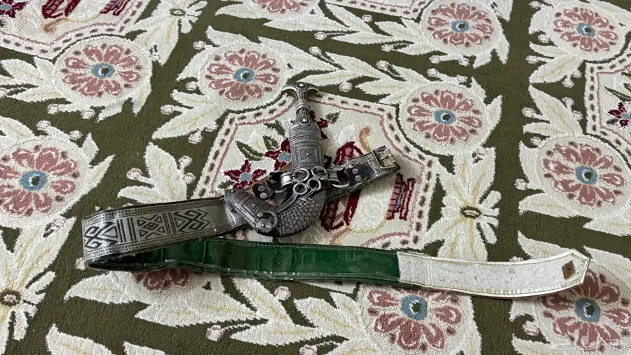 جنبية 5