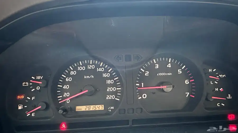 لاندكروزر 2002 GXR قير عادي سعودي نظيف 39