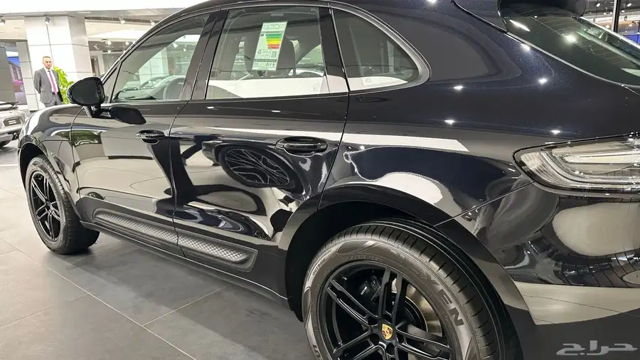PORSCHE MACAN BLACK EDITION 2025 3