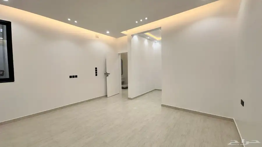 للبيع شقه علويه مدخل مستقل سطح كبير احد روفيده 550 الف 8
