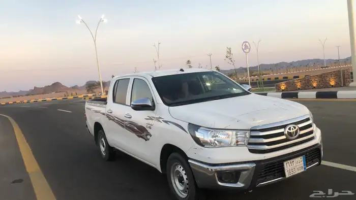 سياره هايلوكس غمارتين ديزل 2023 ماشي 200 الف كل شي فحص محرك 1