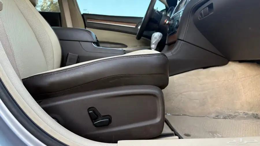 كرايسلر 2014 C300 ( اعلى فئه ) 44