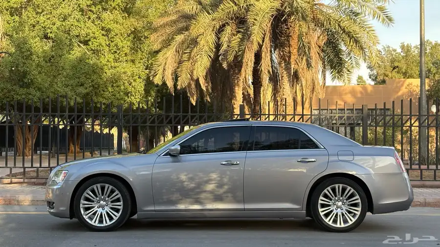 كرايسلر 2014 C300 ( اعلى فئه ) 9