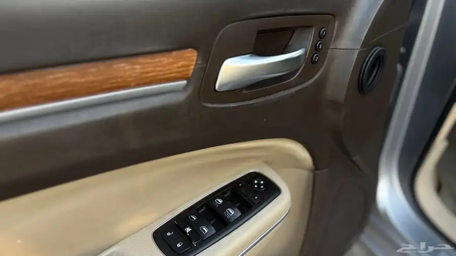 كرايسلر 2014 C300 ( اعلى فئه ) 21