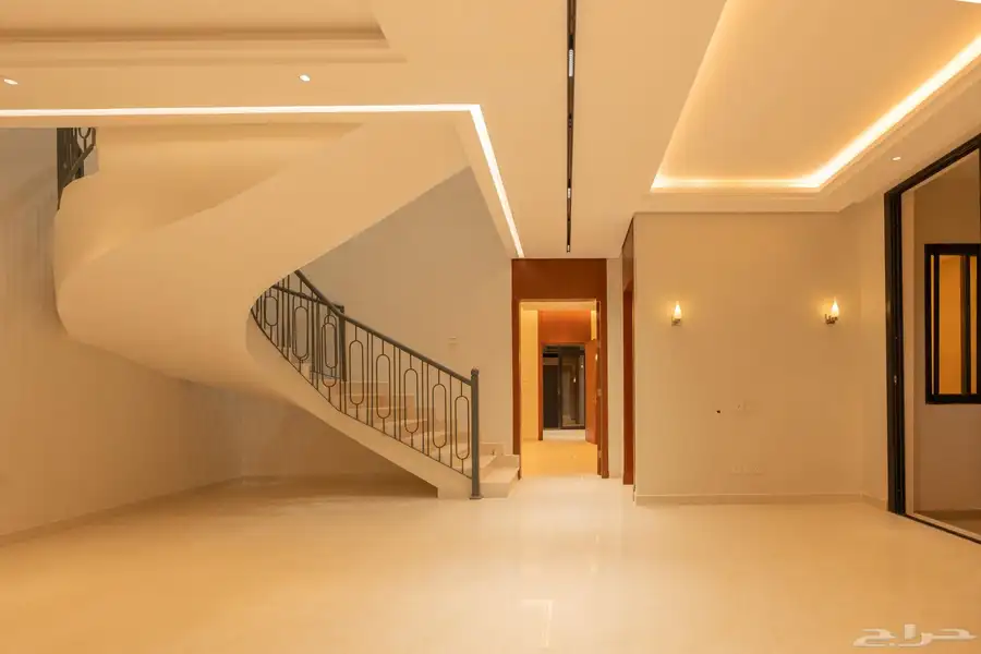 فلة فاخرة بتصميم عصري للبيع بالمجمعة 10