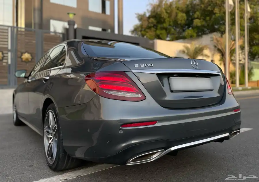 مرسيدس - E300 - 2020 - سعودي 3