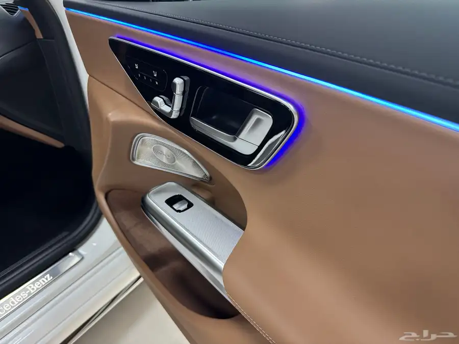 للبيع مرسيدس E300 اصفاارر 2025 فل بطاقة 31