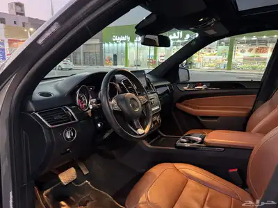 مرسيدس GLE مالك واحد بحالة الوكالة 22