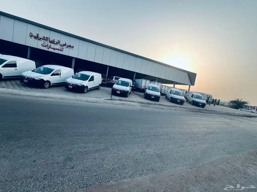 للبيع عدد 8 رينو دوكر موديل 2020 و 2021 2