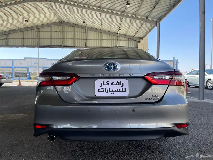 تويوتا كامري 2022 هايبرد LE 7