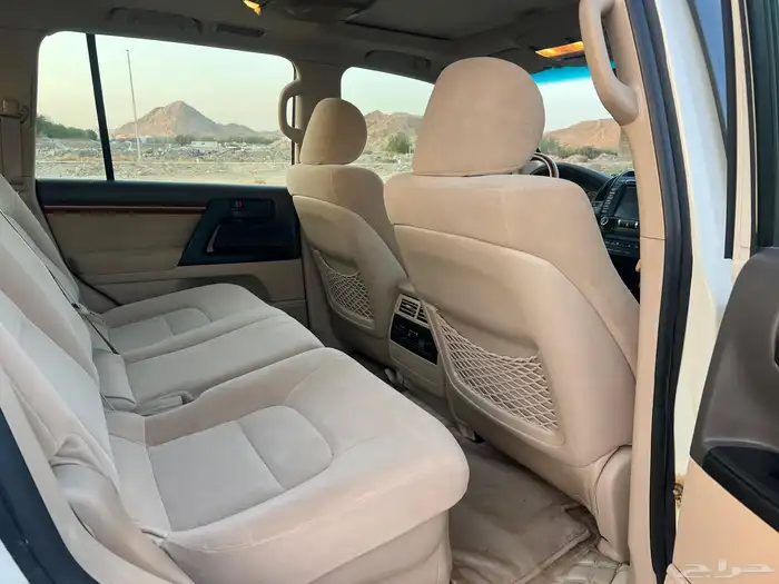 تم البيع لاندكروزر 2014 فل كامل وكالة بسعر طيب 21