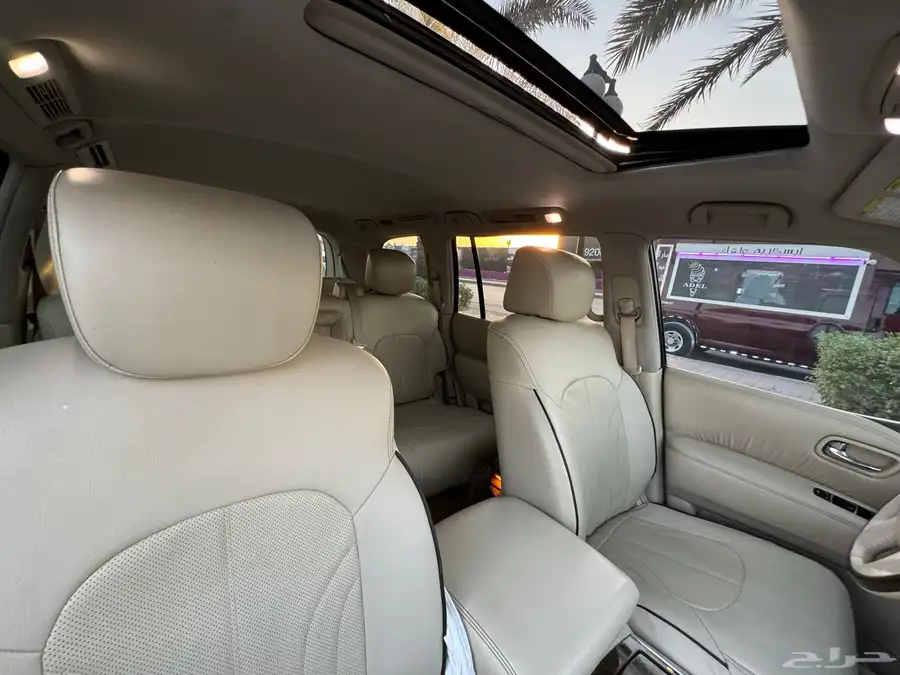 جيب انفنتيQX80 2013 اسود ملكي 63