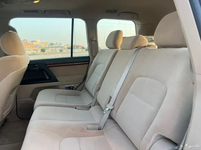 تم البيع لاندكروزر 2014 فل كامل وكالة بسعر طيب 16