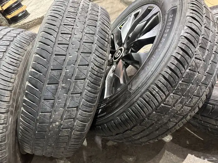 جنوط جيب لاند كروزر 2023 صيني مع كفرات دنلوب 265.55.20 ت23 16