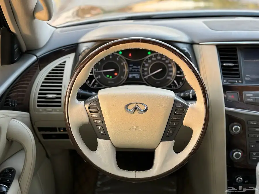 جيب انفنتيQX80 2013 اسود ملكي 57