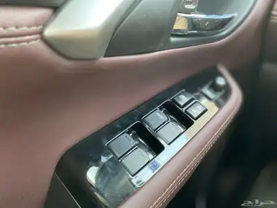اوربان فل اسود 2025 13