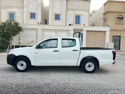 ايسوزو ديماكس 2022 نظيف 1