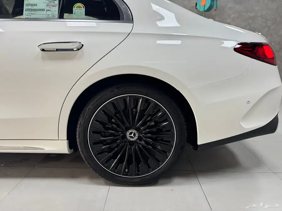 للبيع مرسيدس E300 اصفاارر 2025 فل بطاقة 20