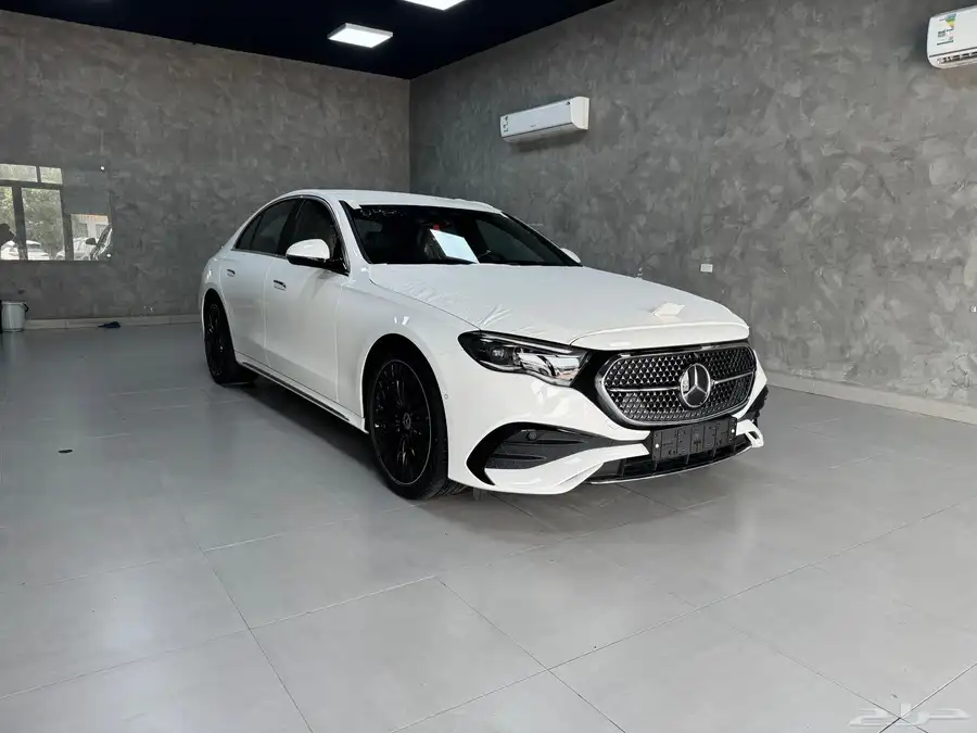 للبيع مرسيدس E300 اصفاارر 2025 فل بطاقة 9