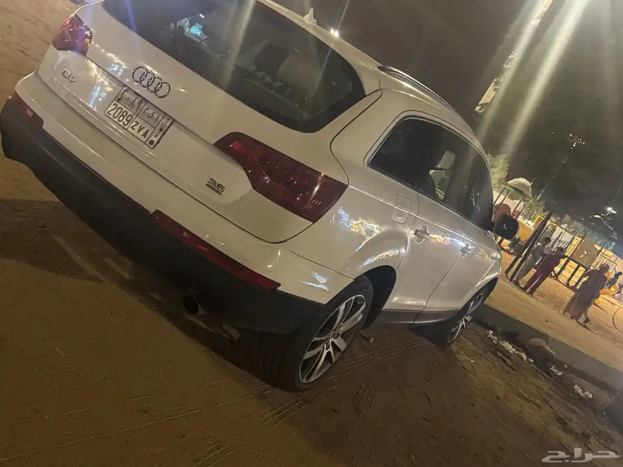 للبيع جيب اودي O7 2010 3